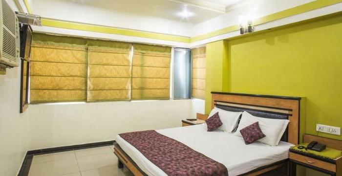 Hotel Sachdeva Excellency